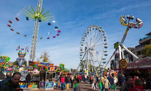 Foto van kermis tijdens Leidens Ontzet via visitleiden.nl