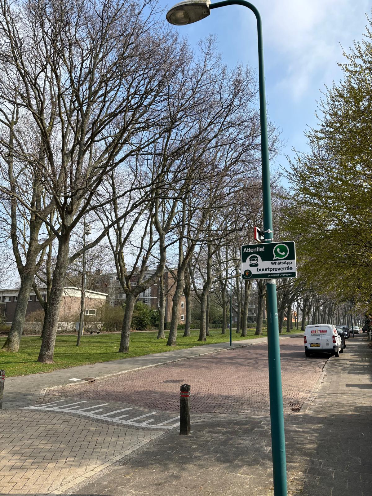 Bord met WhatsApp buurtpreventie