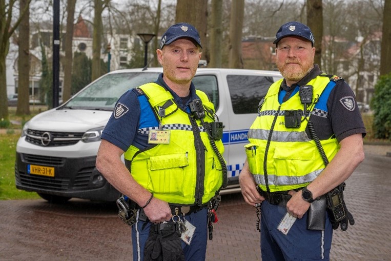 Afbeelding van de gemeentelijke opsporingsambtenaren in uniform