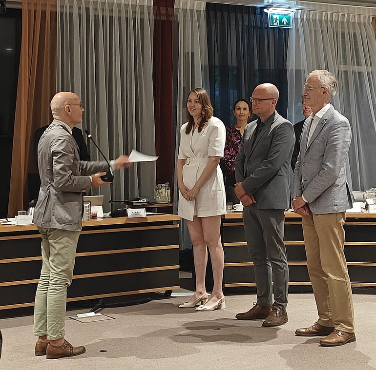 Burgemeester met de drie nieuwe wethouders